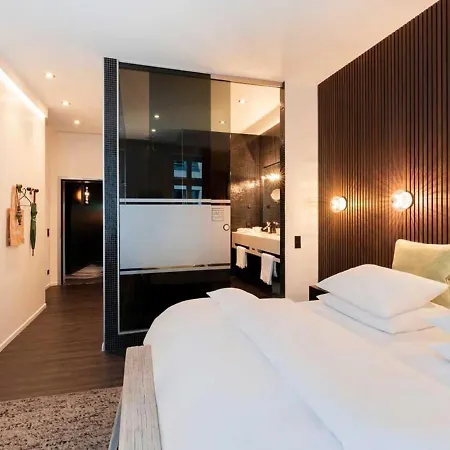 Nena Hotell 4*